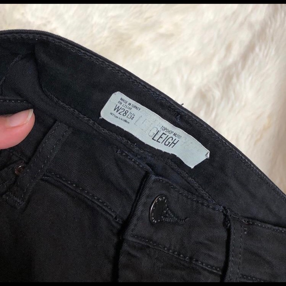 Black ripped jeans. Topshop